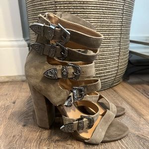 Steve Madden Taupe Designer Inspired